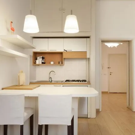 Apartamento Sleeps 4 Air Con Wifi Milão